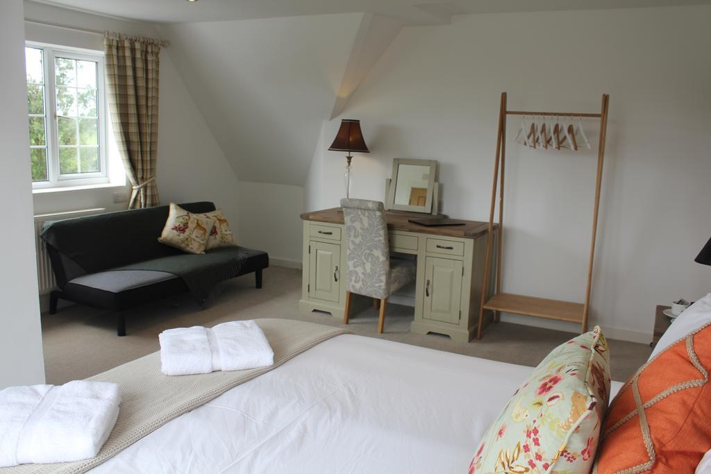 Inn Three Horseshoes Country 4*