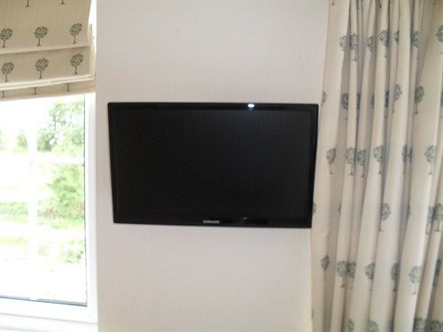 Three Horseshoes Country 4*