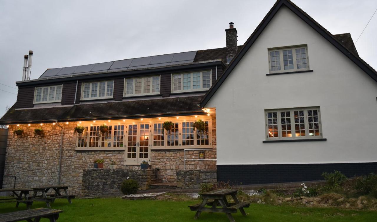 Three Horseshoes Country Inn Barry